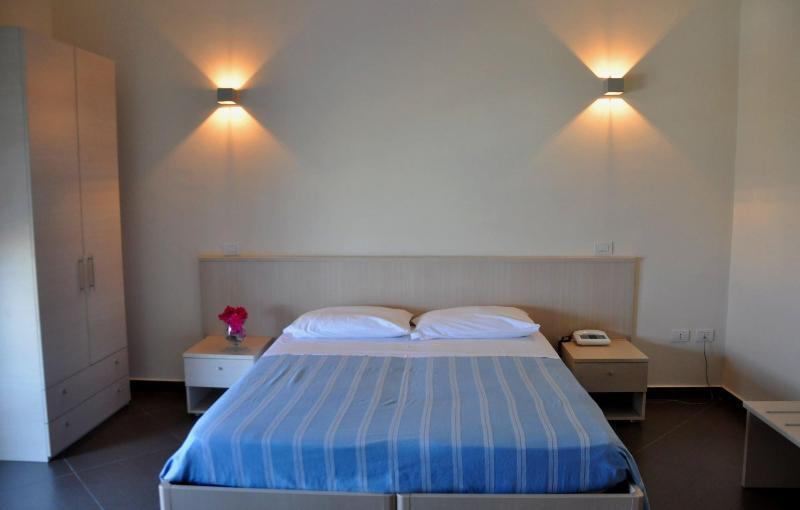 Albergo Riviera Spineta Battipaglia Exterior foto