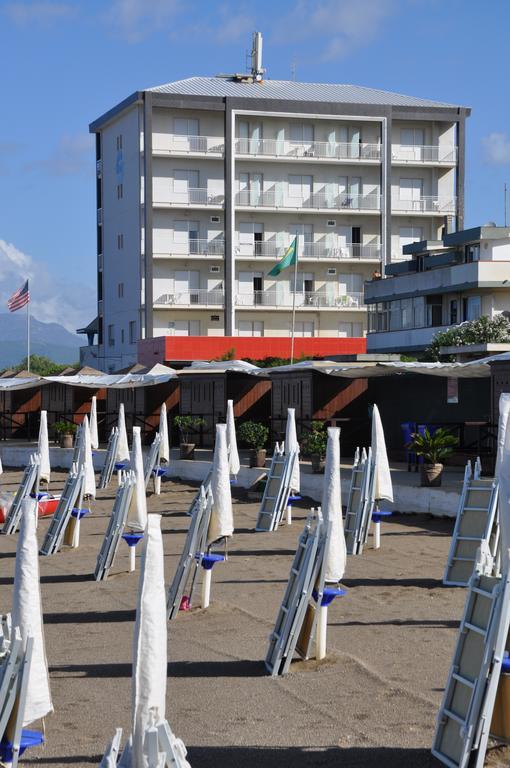 Albergo Riviera Spineta Battipaglia Exterior foto