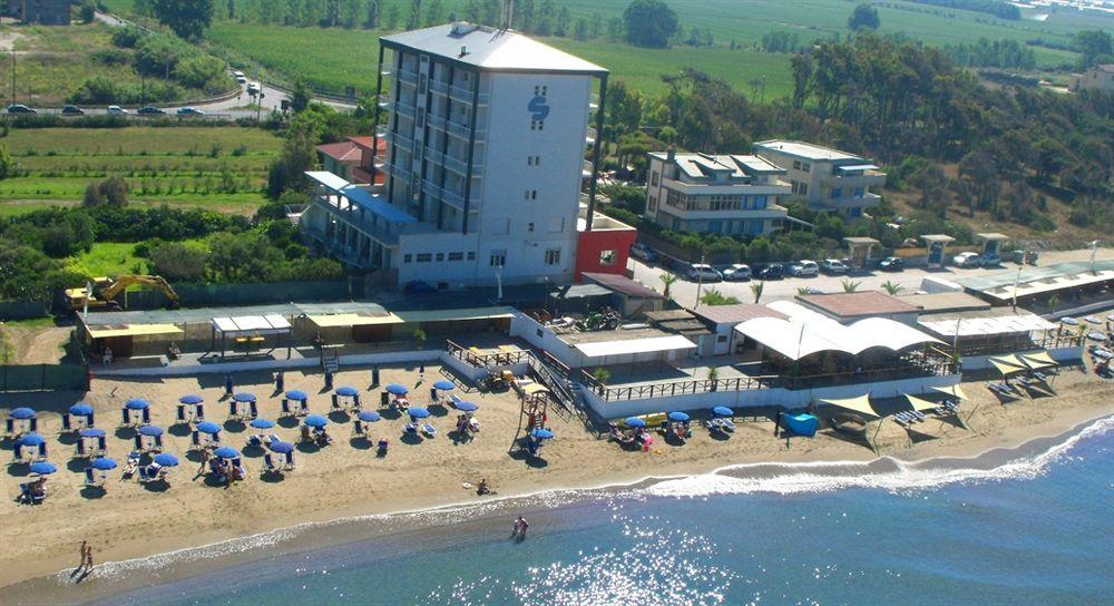 Albergo Riviera Spineta Battipaglia Exterior foto