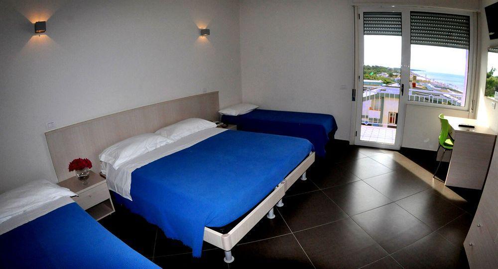 Albergo Riviera Spineta Battipaglia Exterior foto