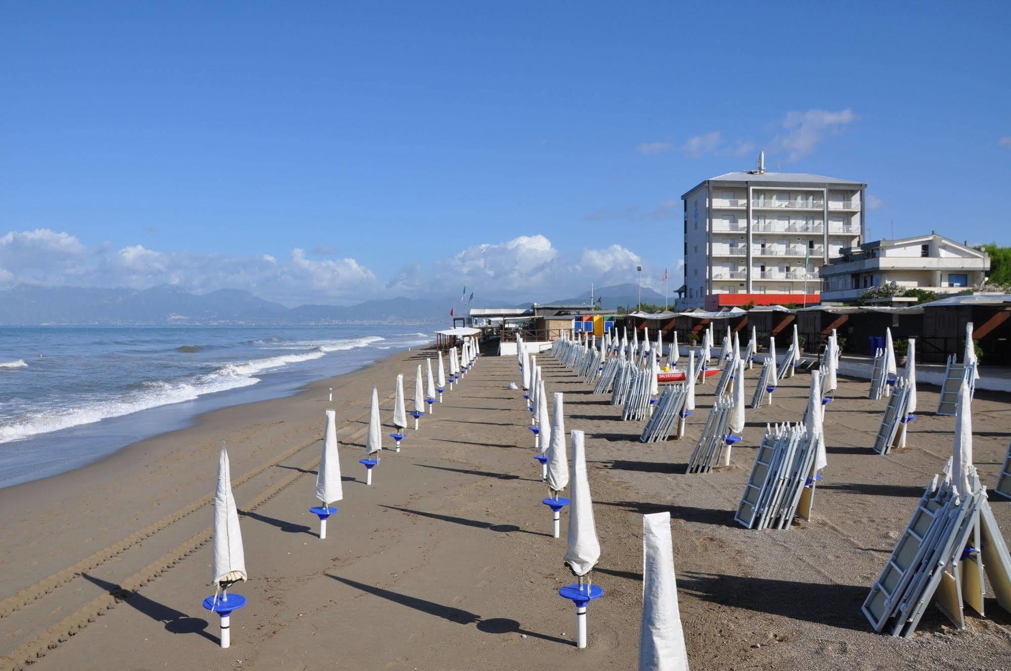 Albergo Riviera Spineta Battipaglia Exterior foto