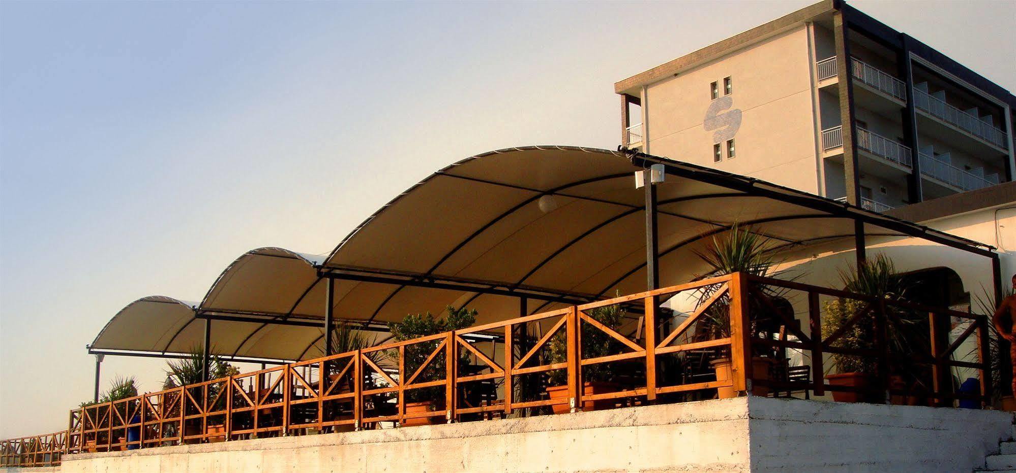 Albergo Riviera Spineta Battipaglia Exterior foto
