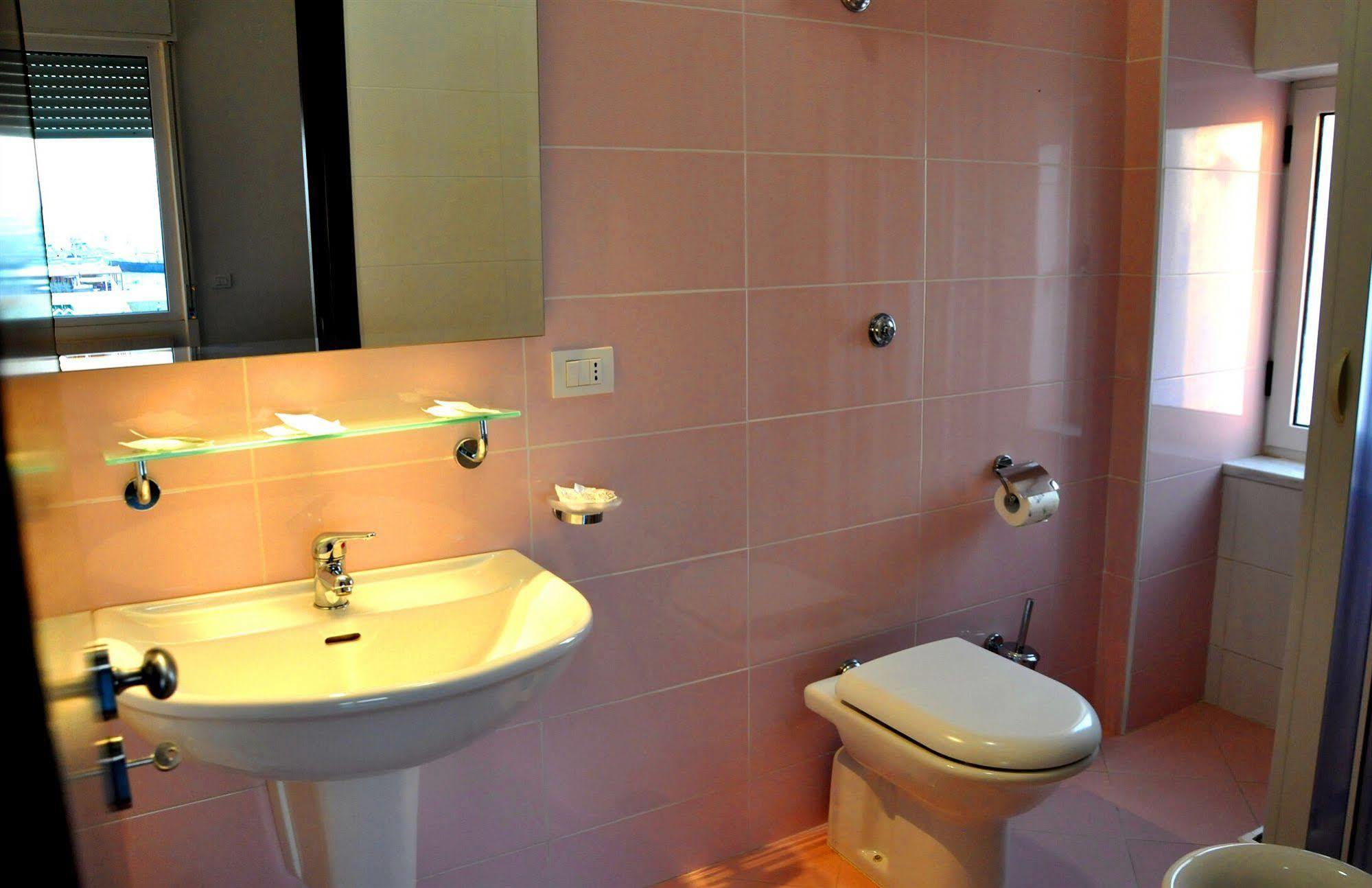 Albergo Riviera Spineta Battipaglia Exterior foto