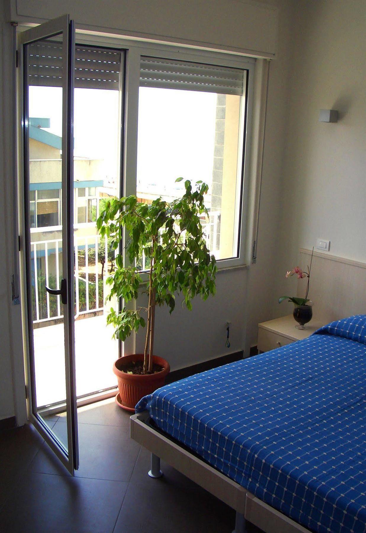 Albergo Riviera Spineta Battipaglia Exterior foto